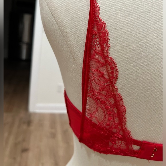Victoria ‘s Secret VERY SEXY PUSH-UP/ PIGEONNANT Bra Size 32D - Picture 8 of 16